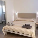 Pensión Est San Teodoro (Sardinia)