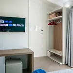 Est Pensión 4*