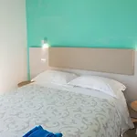 Pensión Est 4*