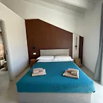 Est Pensión 4*