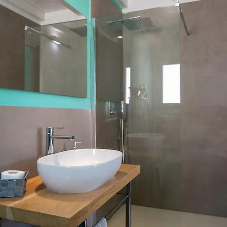 Est ゲストハウス サン・テオドーロ