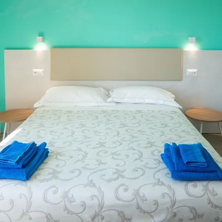 Est ゲストハウス サン・テオドーロ