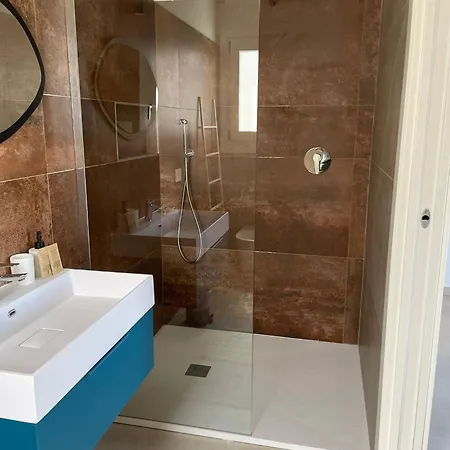 Est サン・テオドーロ