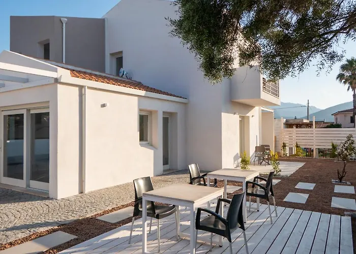 Est San Teodoro (Sardinia)