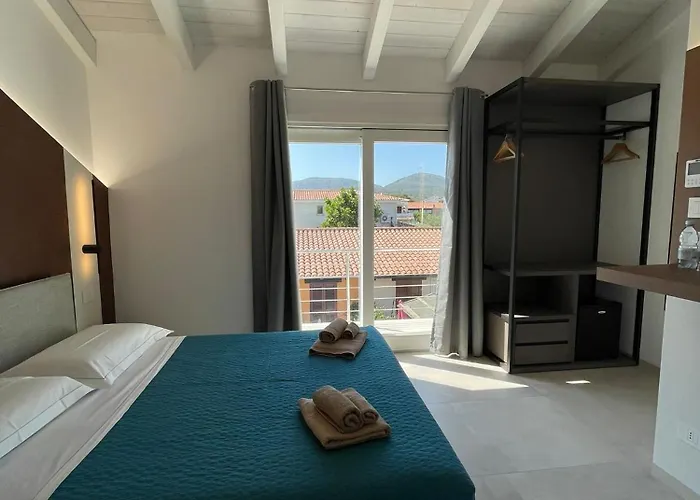 Est San Teodoro (Sardinia)