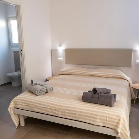 Vendégház Est San Teodoro
