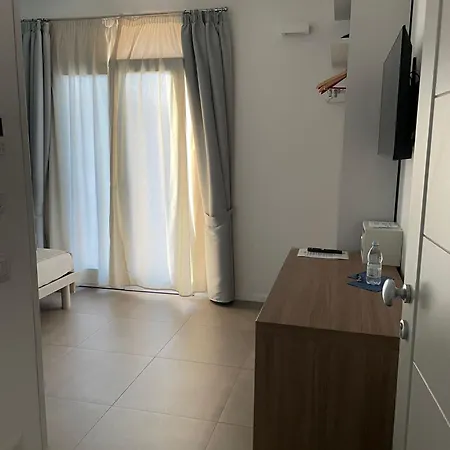 Est San Teodoro (Sardinia)
